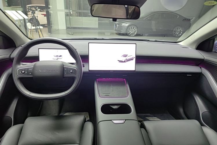 Used Nissan N6 2026 Model 180 Max Center Console