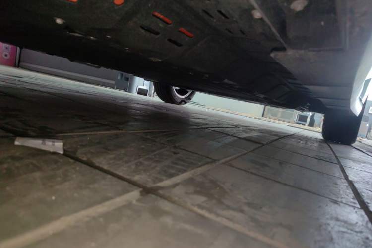 Used Nissan N6 2026 Model 180 Max Chassis Front Left