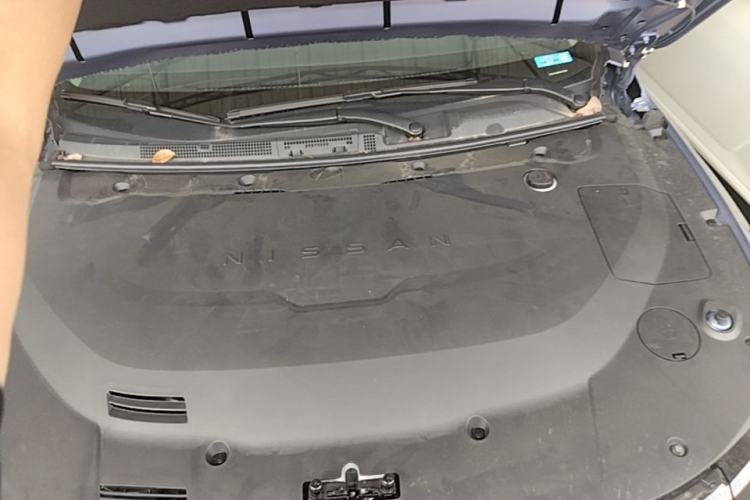 Used Nissan N6 2026 Model 180 Max Engine Bay