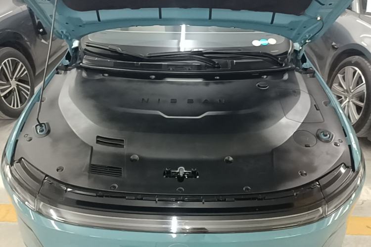Used Nissan N6 2026 Model 180 Max+ Engine Bay
