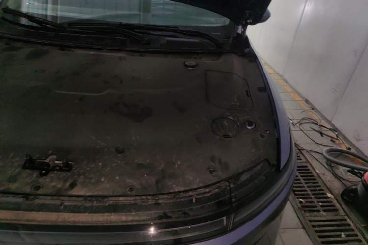 Used Nissan N6 2026 Model 180 Max Engine Bay Left