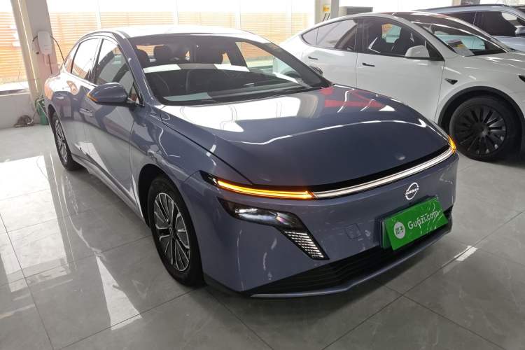 Used Nissan N6 2026 Model 180 Max Exterior 1