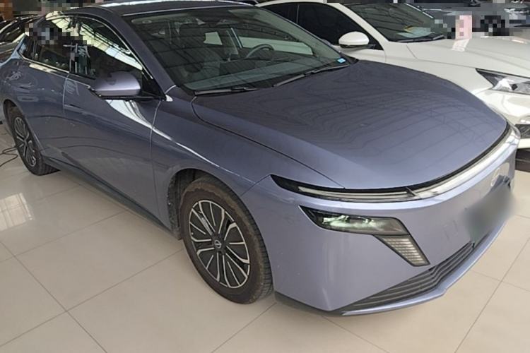 Used Nissan N6 2026 Model 180 Max Exterior 1