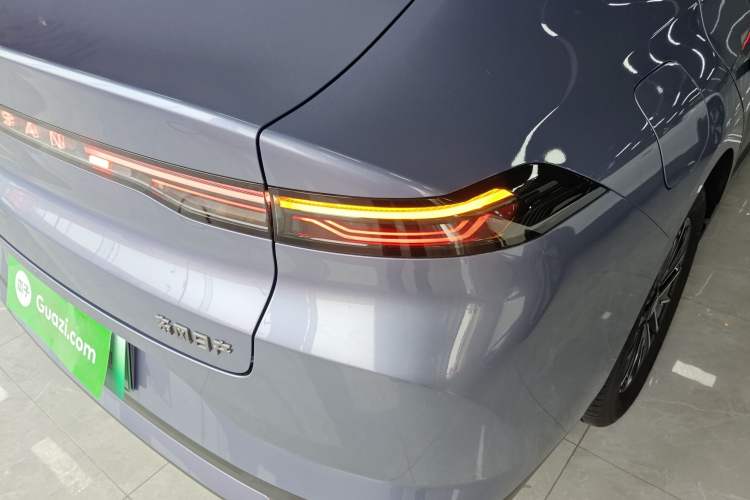 Used Nissan N6 2026 Model 180 Max Exterior 3