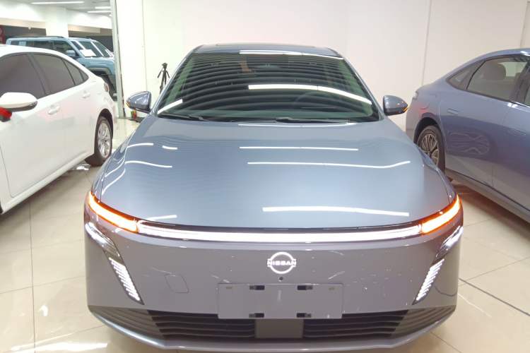 Used Nissan N6 2026 Model 180 Max Front