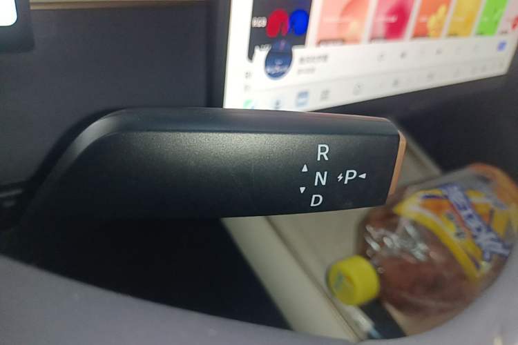 Used Nissan N6 2026 Model 180 Max+ Gear Lever