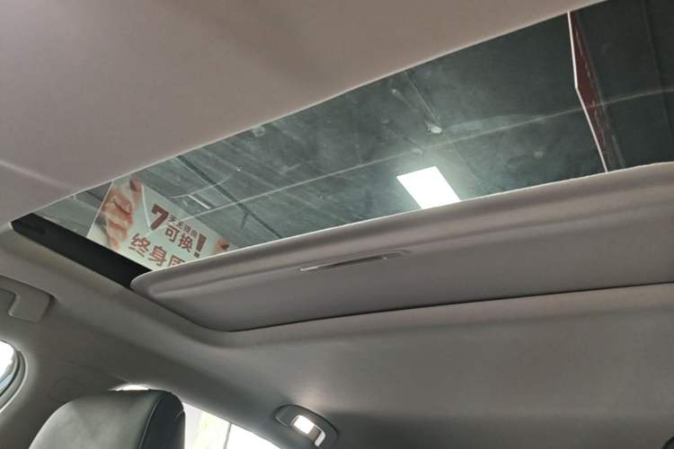 Used Nissan N6 2026 Model 180 Max Headliner