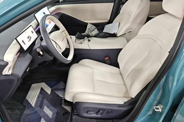 Used Nissan N6 2026 Model 180 Max+ Left Front Seat
