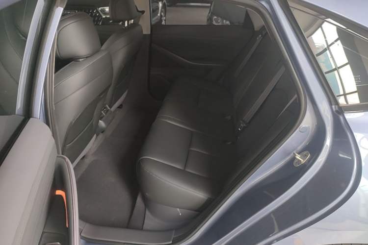 Used Nissan N6 2026 Model 180 Max Left Rear Seat
