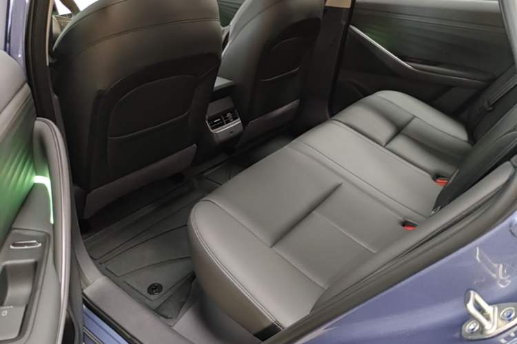 Used Nissan N6 2026 Model 180 Max Left Rear Seat