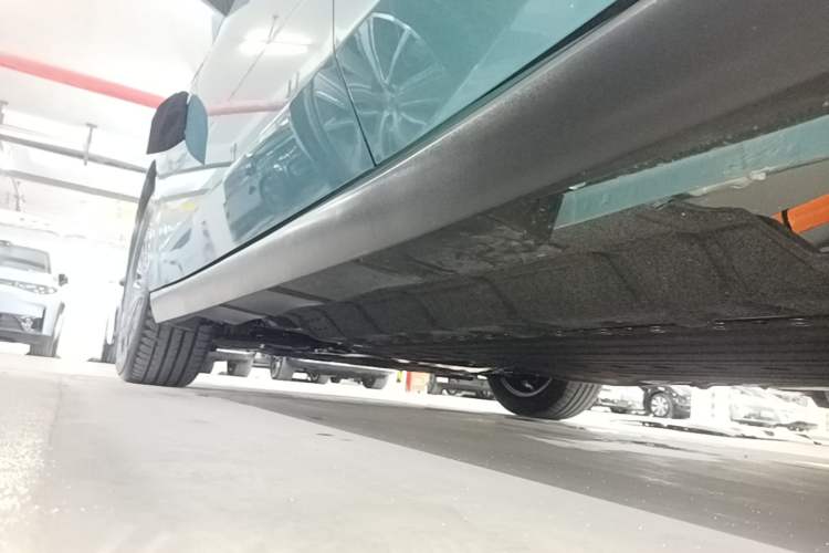Used Nissan N6 2026 Model 180 Max+ Left Side Sill
