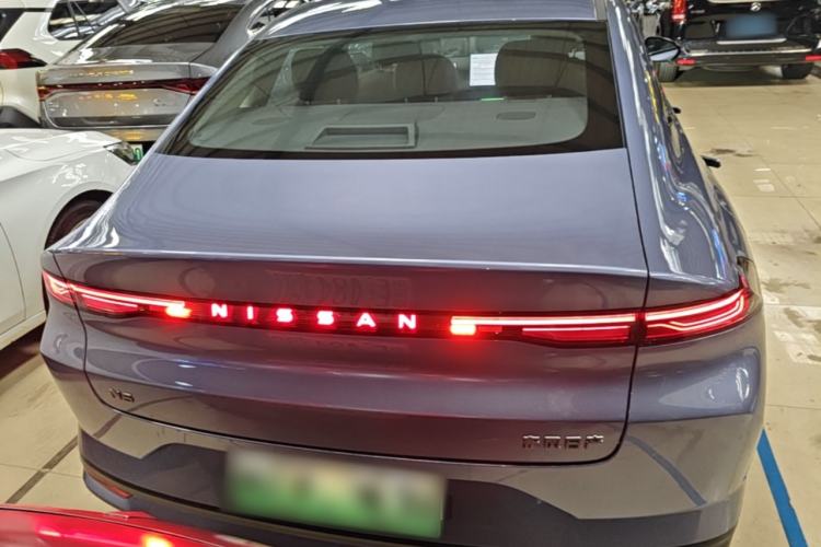 Used Nissan N6 2026 Model 180 Max Rear