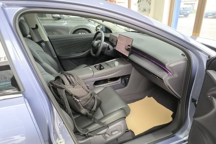 Used Nissan N6 2026 Model 180 Max Right Front Seat