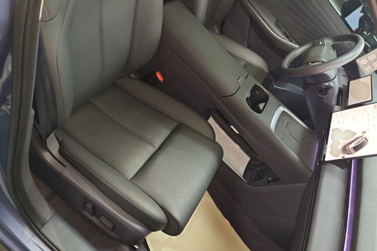 Used Nissan N6 2026 Model 180 Max Right Front Seat