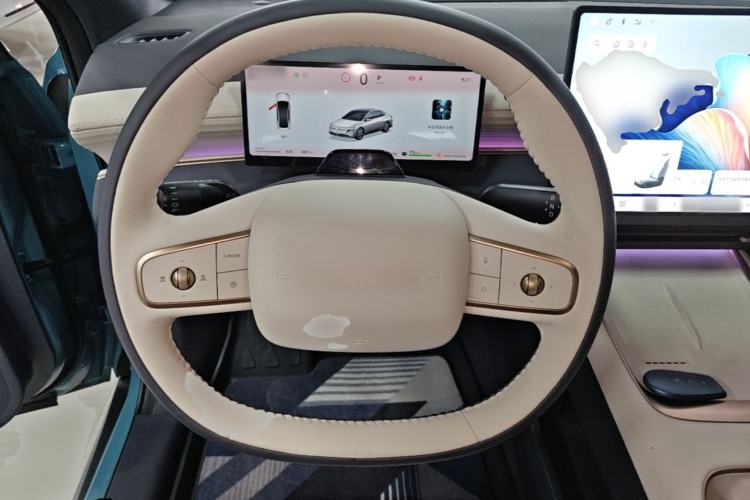 Used Nissan N6 2026 Model 180 Max+ Steering Wheel