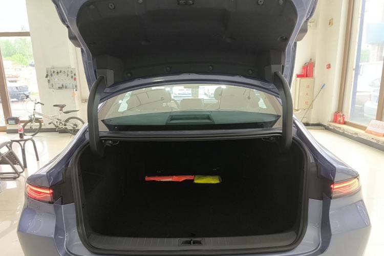 Used Nissan N6 2026 Model 180 Max Trunk