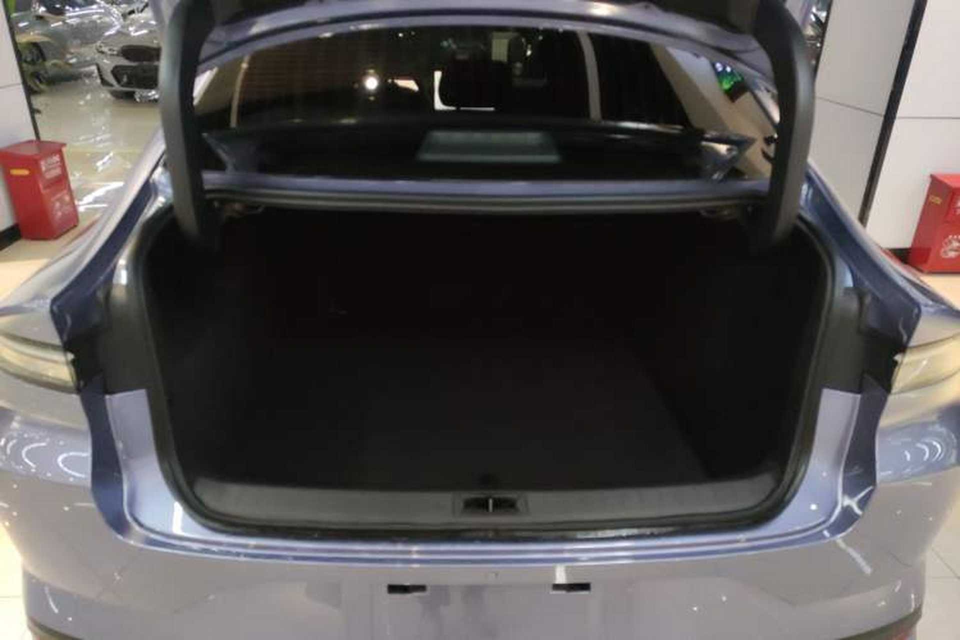 Used Nissan N6 2026 Model 180 Max Trunk