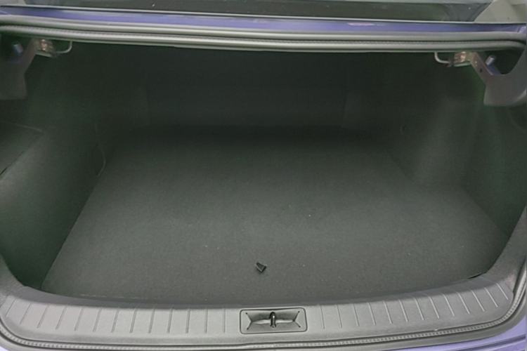 Used Nissan N6 2026 Model 180 Max Trunk