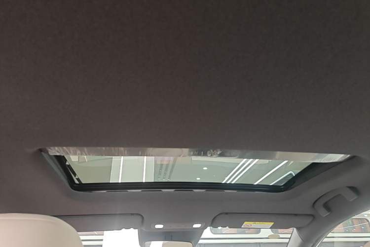 Used Nissan N6 2026 Model 180 Max Headliner