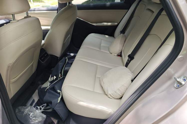 Used Nissan N6 2026 Model 180 Max Left Rear Seat