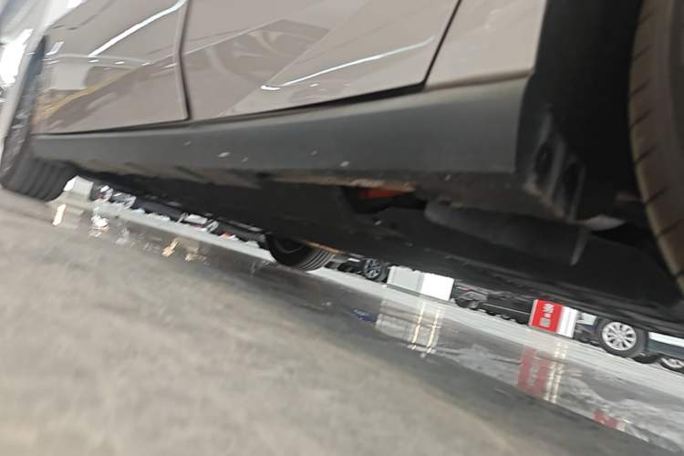 Used Nissan N6 2026 Model 180 Max Left Side Sill