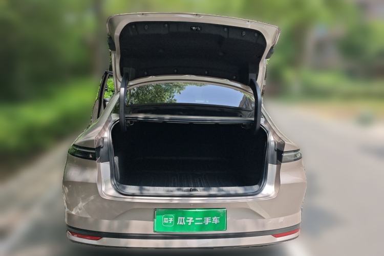 Used Nissan N6 2026 Model 180 Max Trunk