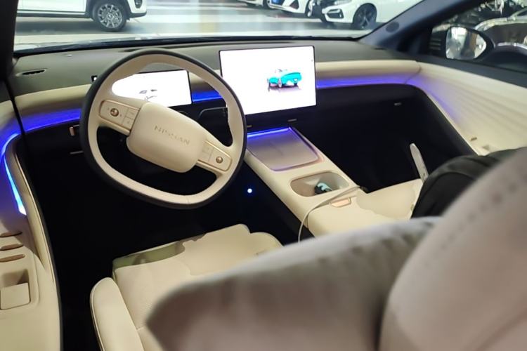 Used Nissan N6 2026 Model 180 Pro Center Console
