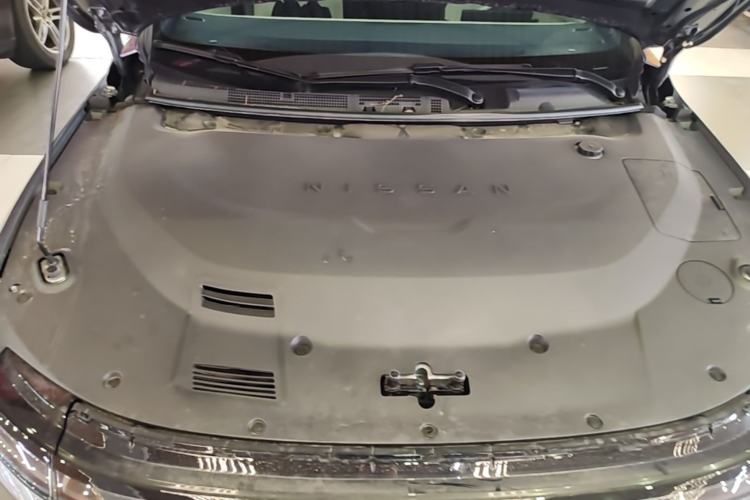 Used Nissan N6 2026 Model 180 Pro Engine Bay