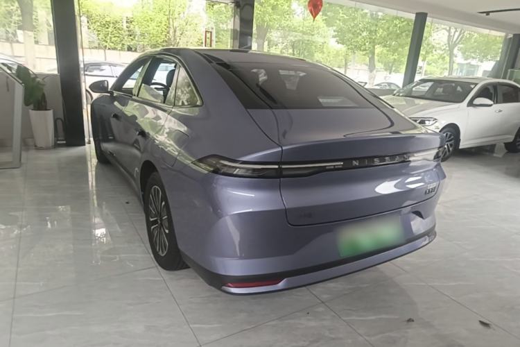 Used Nissan N6 2026 Model 180 Max Exterior 2