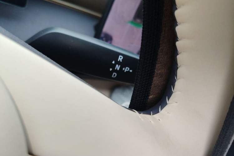 Used Nissan N6 2026 Model 180 Max Gear Lever