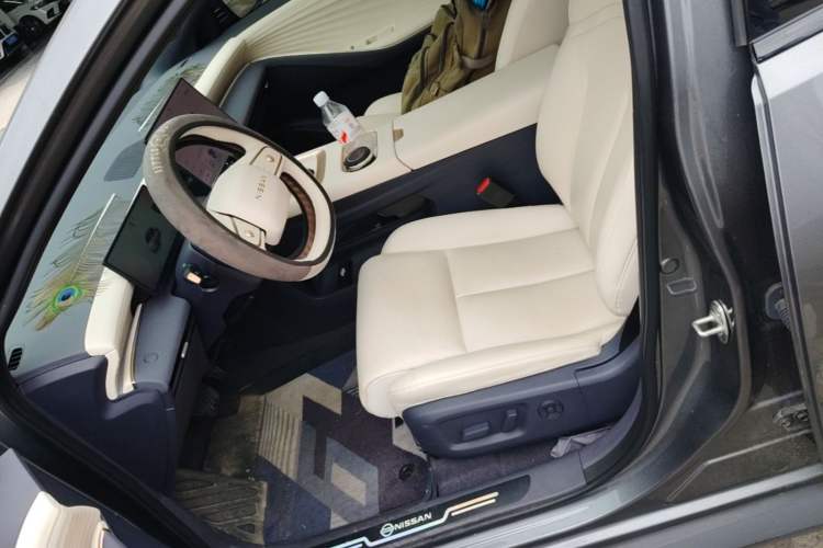 Used Nissan N6 2026 Model 180 Max Left Front Seat