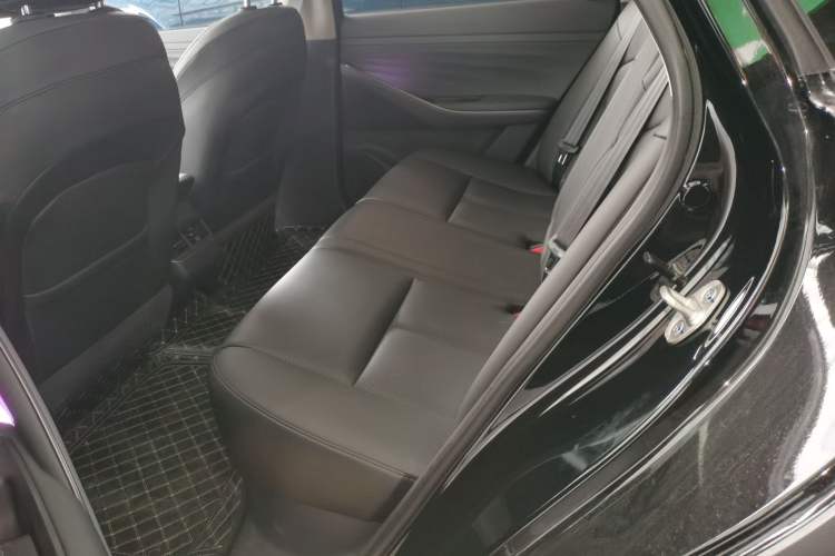Used Nissan N6 2026 Model 180 Max Left Rear Seat