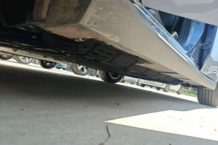 Used Nissan N6 2026 Model 180 Max Left Side Sill