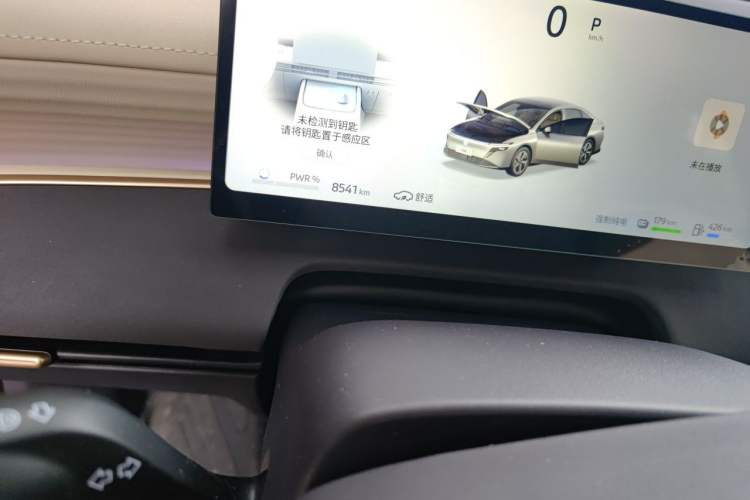 Used Nissan N6 2026 Model 180 Pro Odometer Close Up