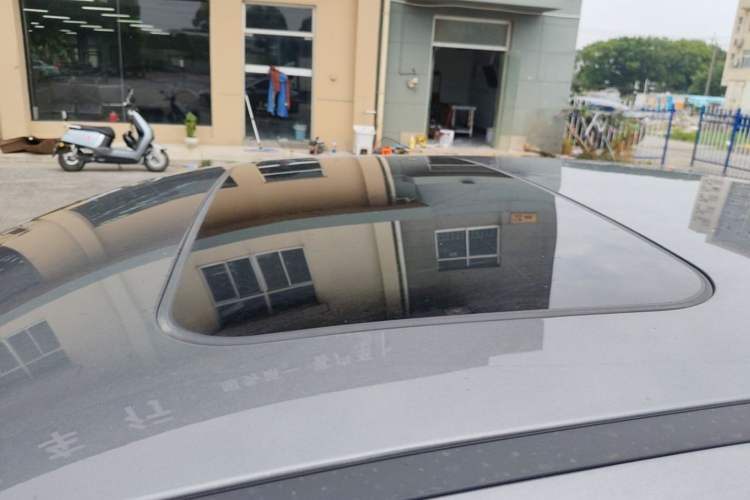 Used Nissan N6 2026 Model 180 Max Roof