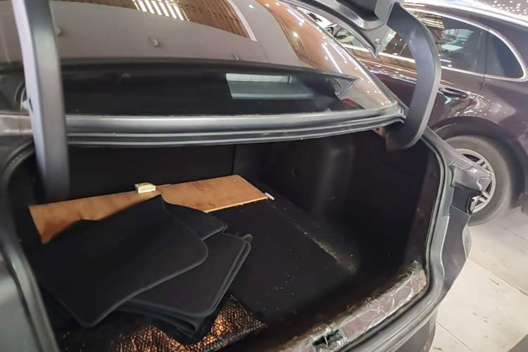 Used Nissan N6 2026 Model 180 Pro Trunk