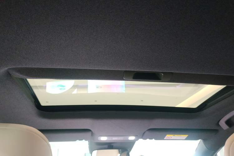 Used Nissan N6 2026 Model 180 Max Headliner