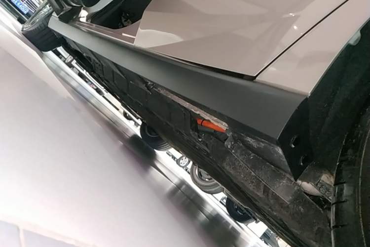 Used Nissan N6 2026 Model 180 Max Left Side Sill