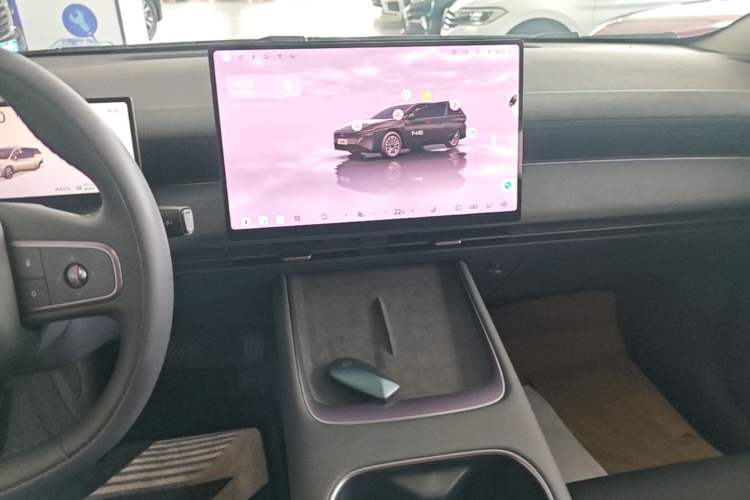 Used Nissan N6 2026 Model 180 Max Audio And AC Panel