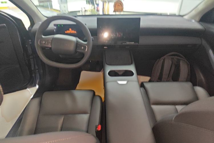 Used Nissan N6 2026 Model 180 Max Center Console