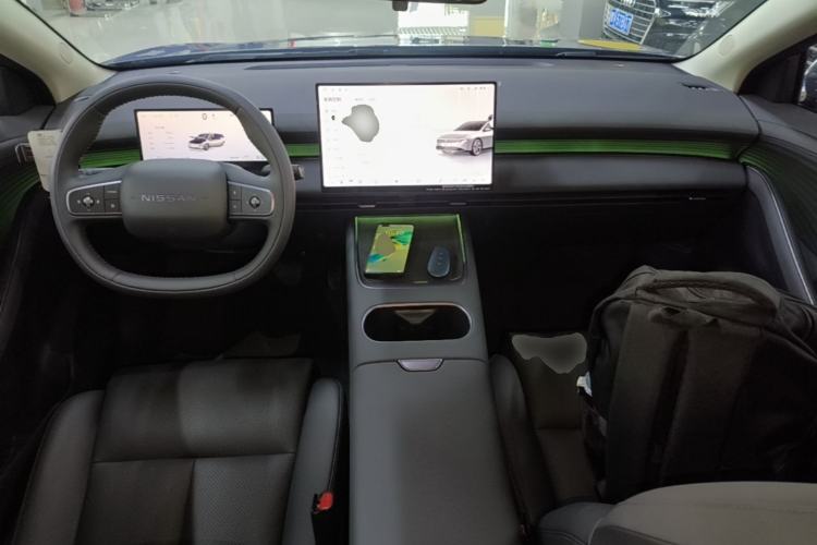 Used Nissan N6 2026 Model 180 Max Center Console