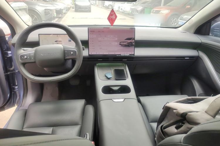 Used Nissan N6 2026 Model 180 Max Center Console