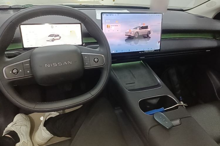 Used Nissan N6 2026 Model 180 Max Center Console