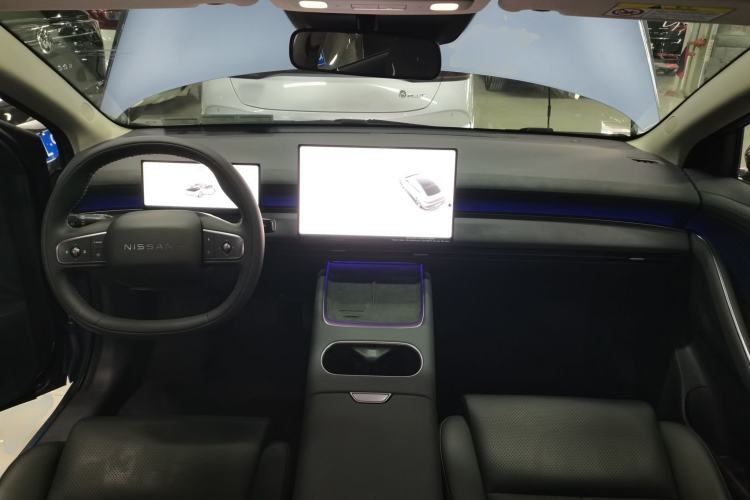 Used Nissan N6 2026 Model 180 Max Center Console