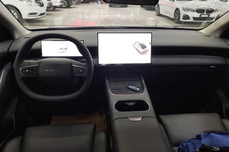 Used Nissan N6 2026 Model 180 Max Center Console