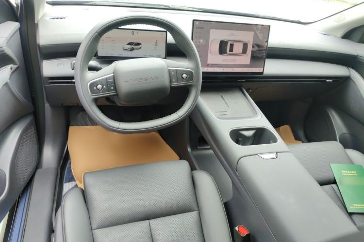 Used Nissan N6 2026 Model 180 Max Center Console