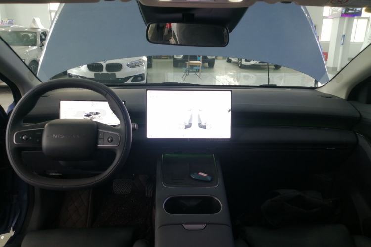 Used Nissan N6 2026 Model 180 Max Center Console