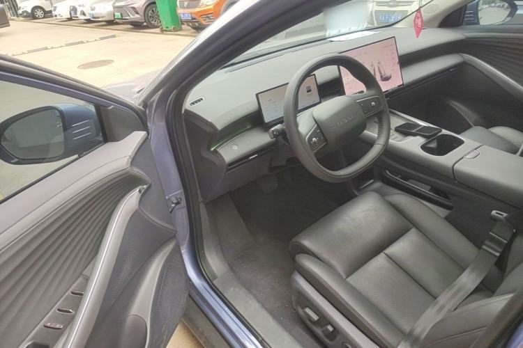 Used Nissan N6 2026 Model 180 Max Driver Seat