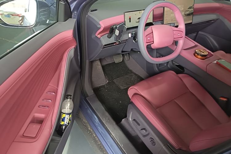 Used Nissan N6 2026 Model 180 Max+ Driver Seat