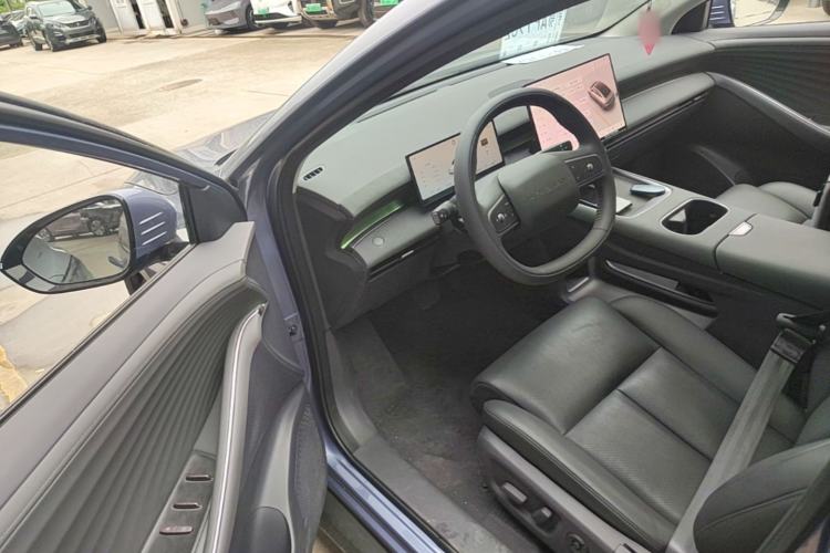 Used Nissan N6 2026 Model 180 Max Driver Seat
